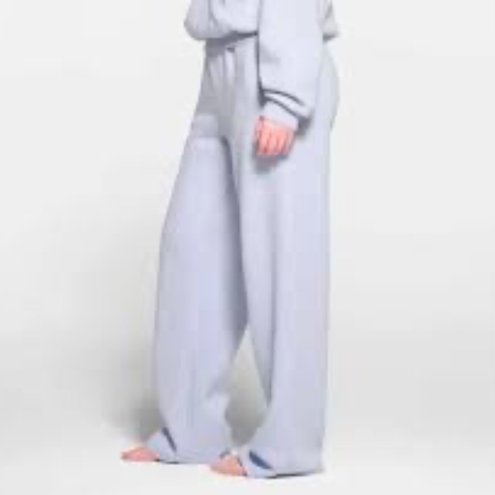 SKIMS Periwinkle Cotton Fleece Pants straight L